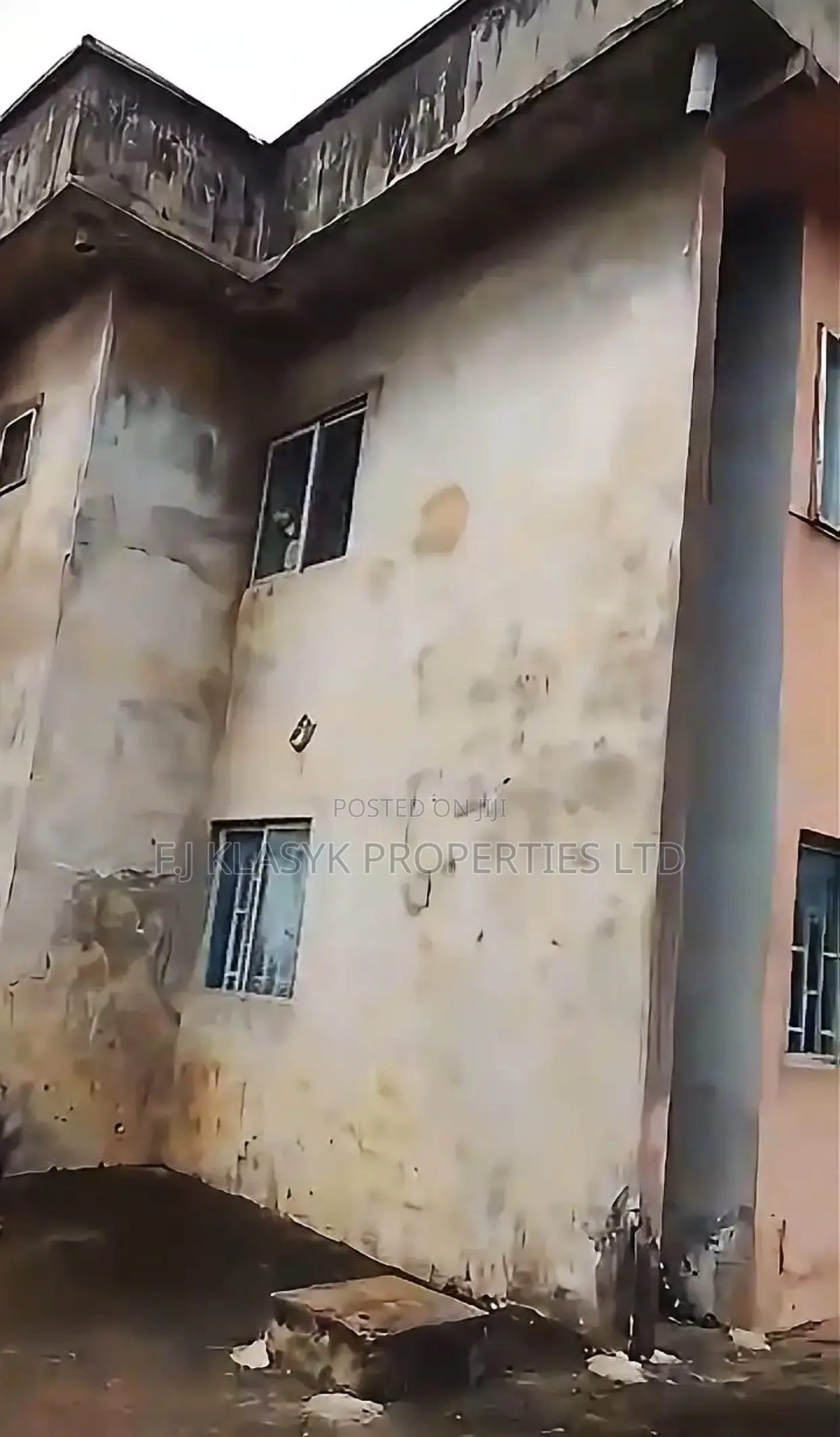 4bdrm Block of Flats in Benin City for sale in Benin City
