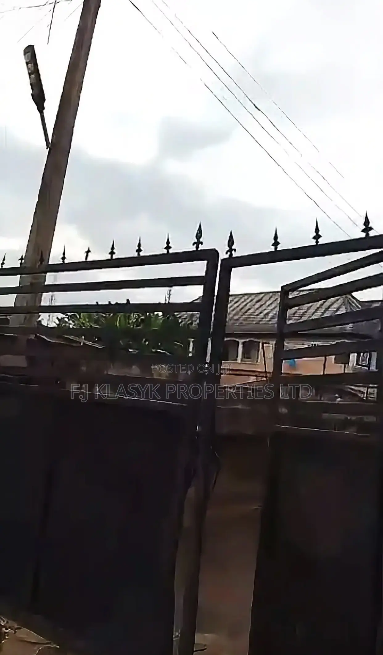 4bdrm Block of Flats in Benin City for sale in Benin City