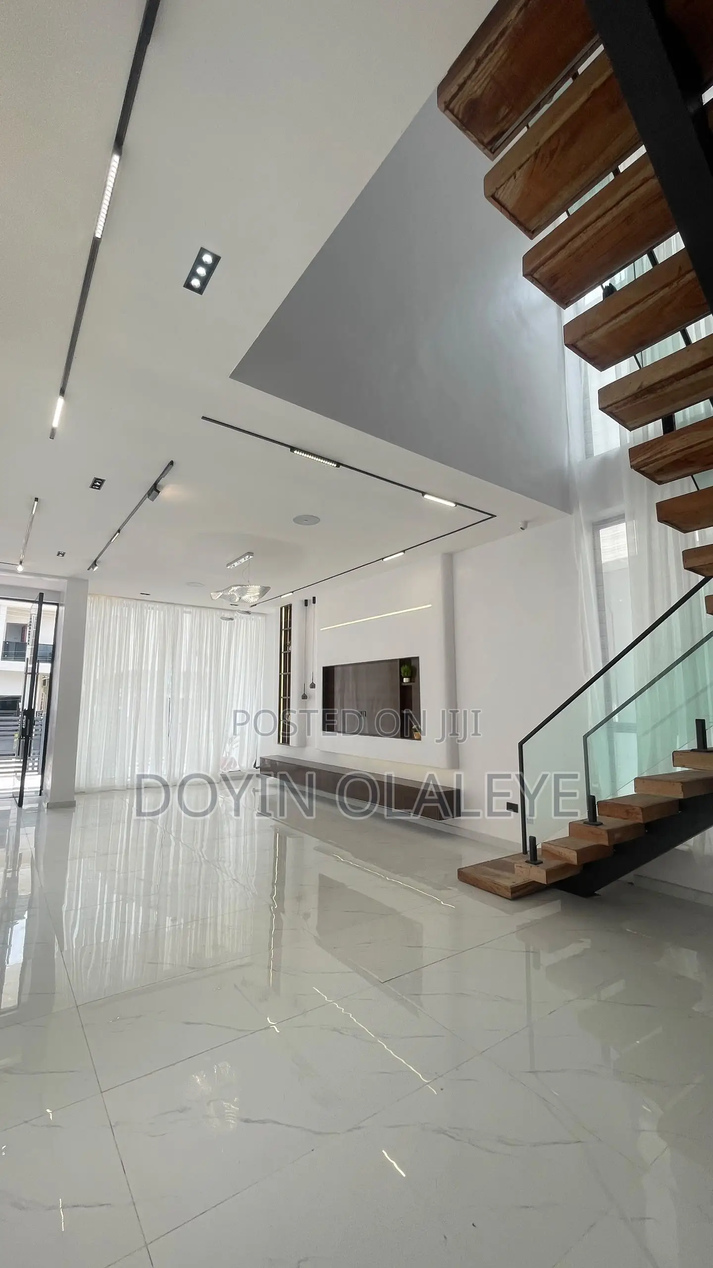 5bdrm Duplex in VGC / Ajah for sale in VGC / Ajah