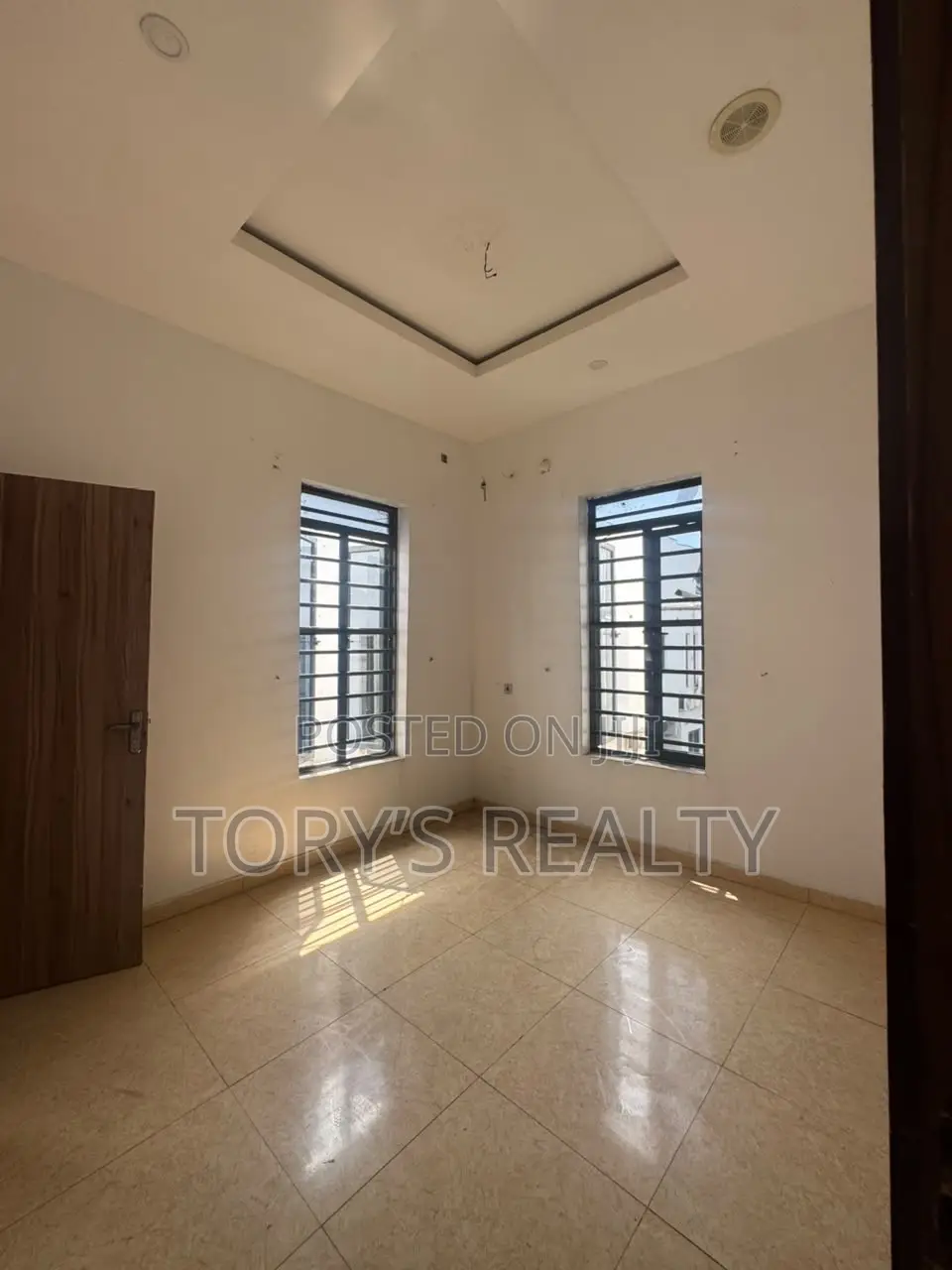4bdrm Duplex in Lekki Phase 2 for sale in Lekki Phase 2