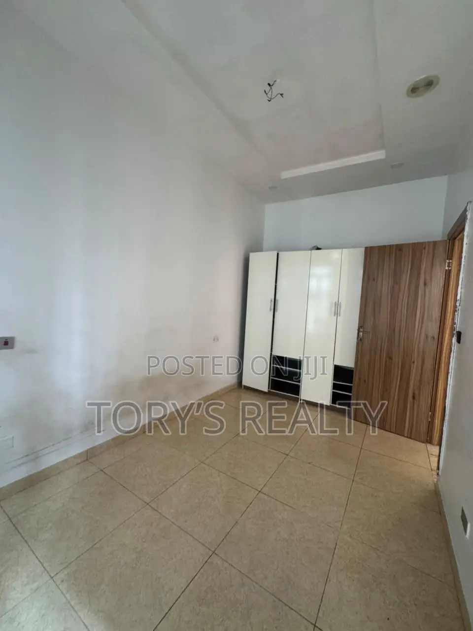 4bdrm Duplex in Lekki Phase 2 for sale in Lekki Phase 2