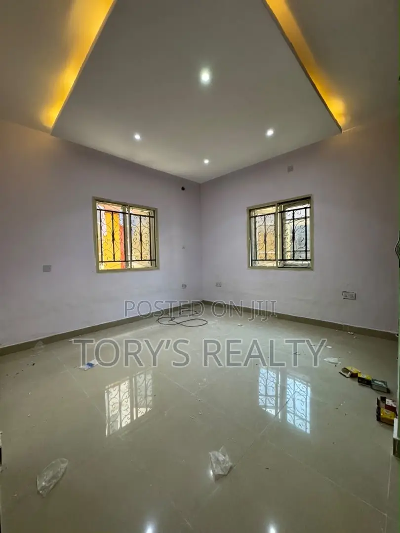 2bdrm Apartment in Lekki Phase 1 for rent in Lekki Phase 1