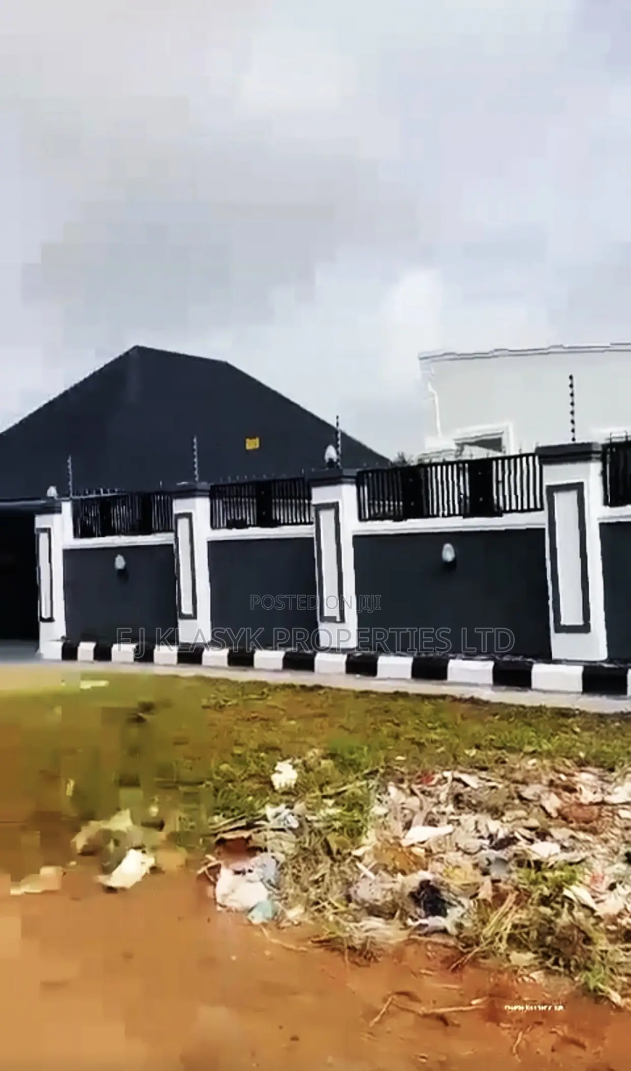 4bdrm Bungalow in Benin City for sale in Benin City