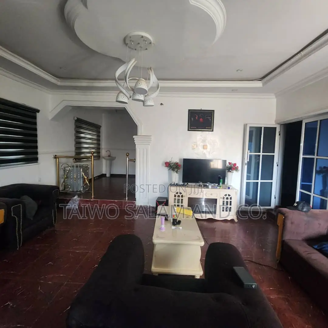 2bdrm Apartment in Ibadan Polytechnic/University for sale in Ibadan Polytechnic/University