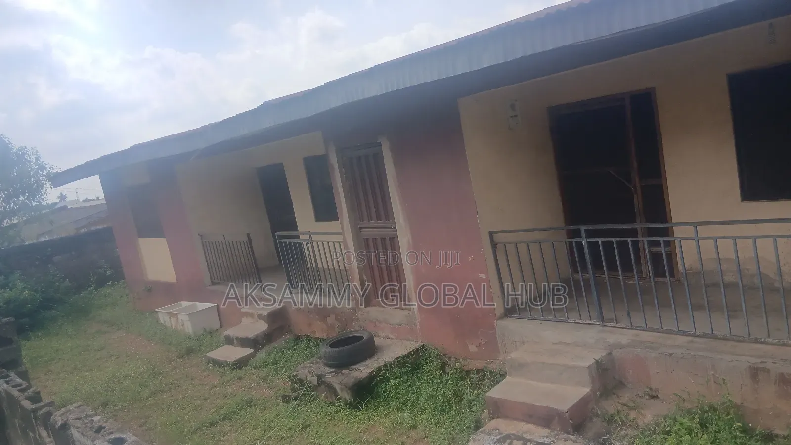 6bdrm Bungalow in Ashi, Ibadan for sale in Ibadan
