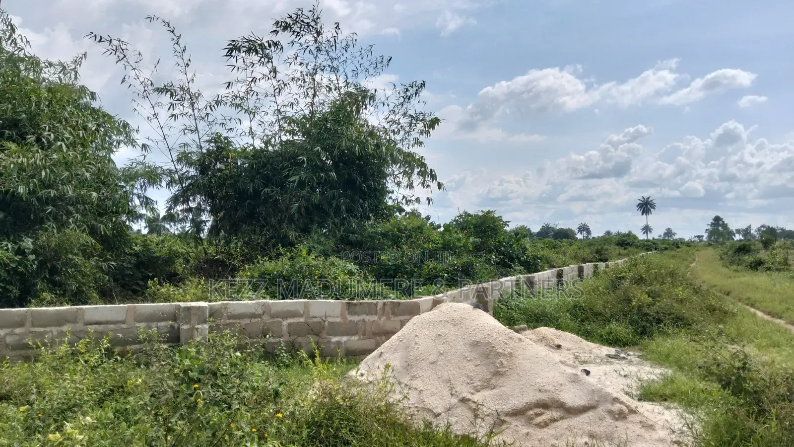 For Sale : 64 Plots at Igwuruta Roundabout , Ph, Rivers State in Ikwerre