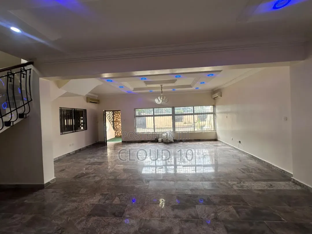 3bdrm Townhouse / Terrace in Maitama for rent in Maitama