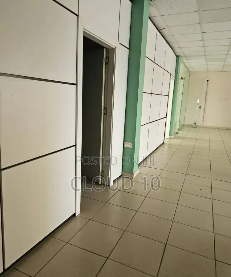 Office Space in Mabushi