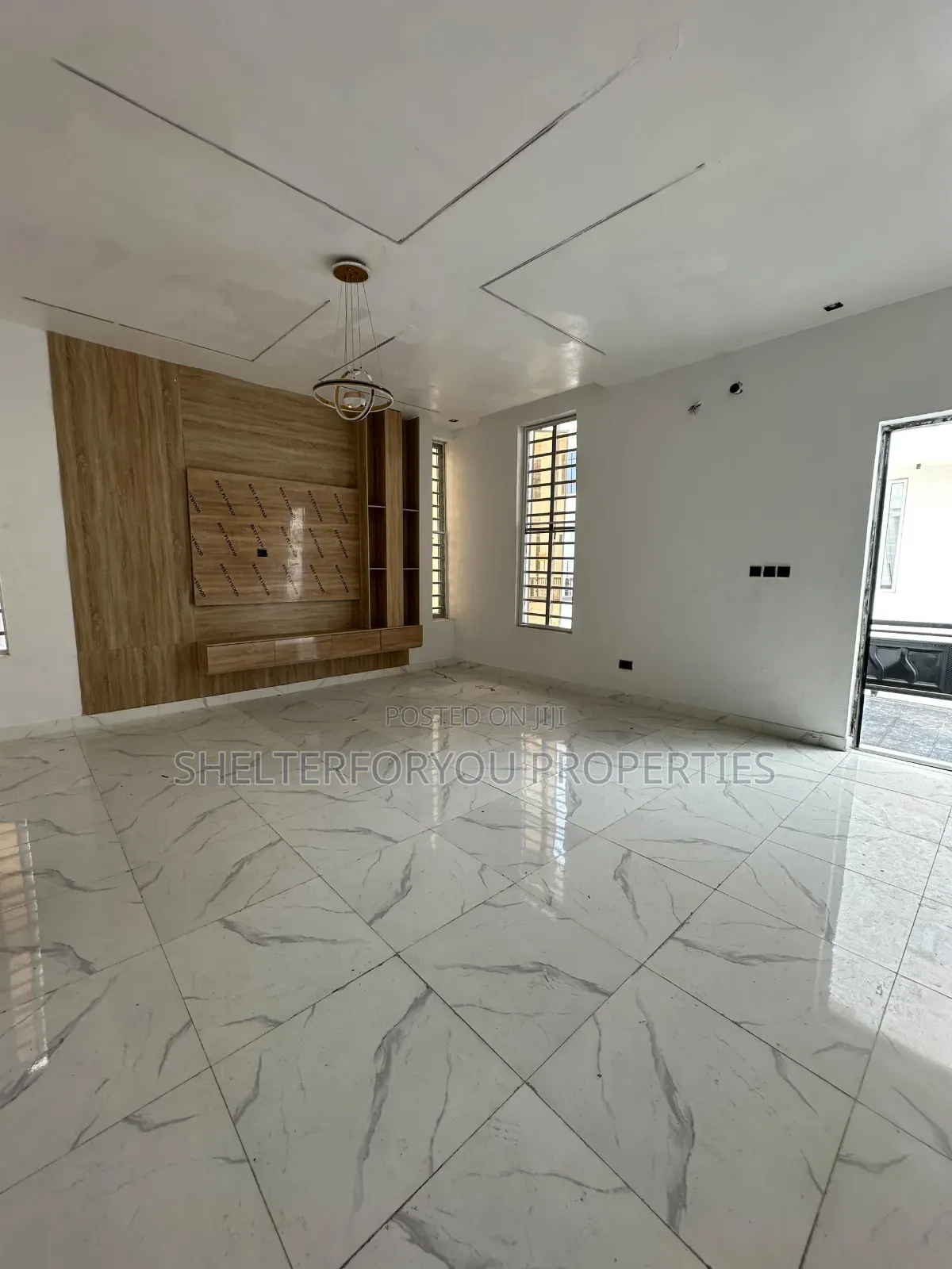 4bdrm Duplex in Ikota for sale in Ikota