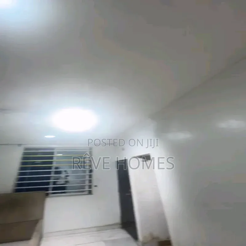 Studio Apartment in Fola Agoro for rent in Fola Agoro