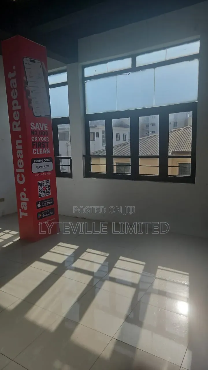 Office/Shop Space 30.7sqm in Lekki Phase 1