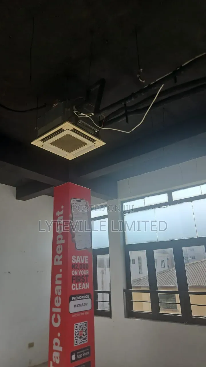 Office/Shop Space 30.7sqm in Lekki Phase 1