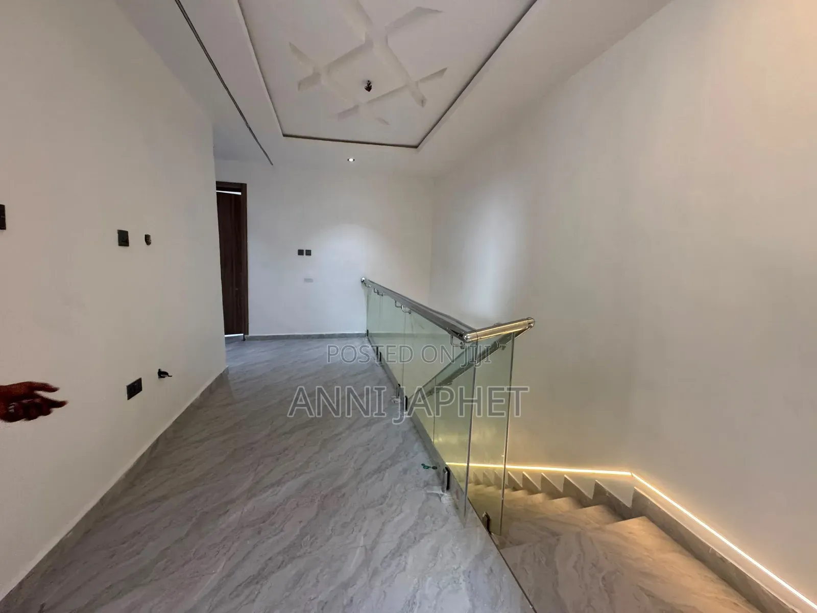 4bdrm Duplex in Obga, Wempco Road for sale in Wempco Road