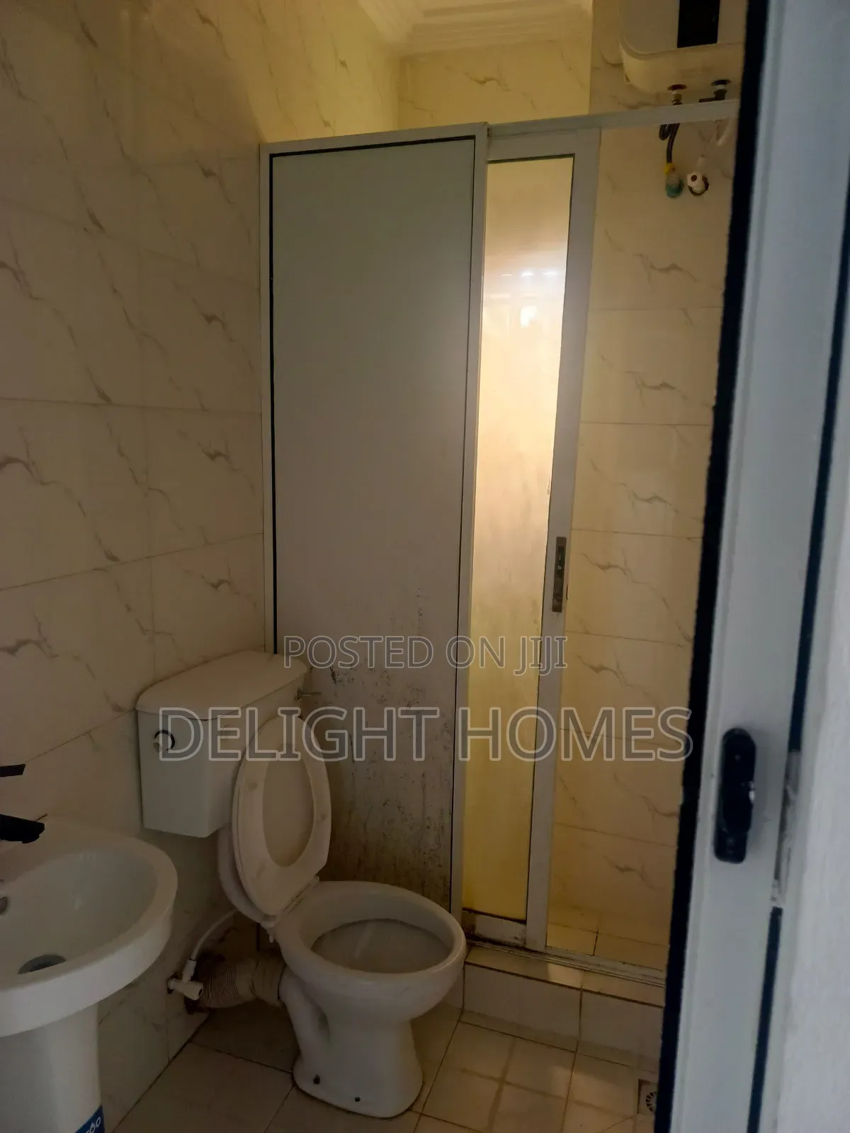 3bdrm Apartment in Silver Point Estate for rent in Ado / Ajah