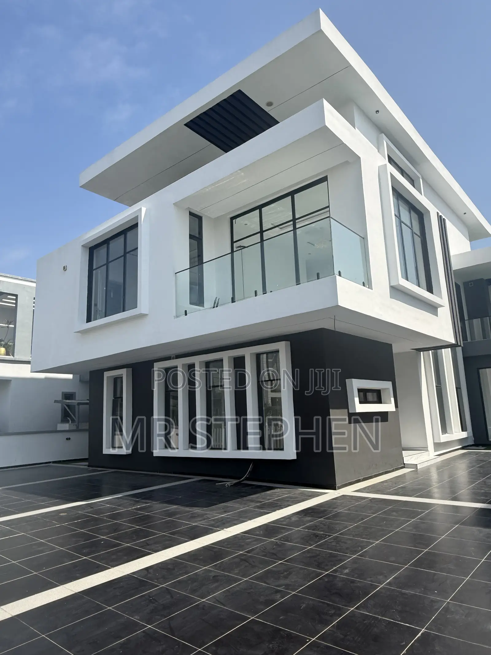 5bdrm Duplex in Lakeview Park 2, Lekki Phase 2 for sale in Lekki Phase 2