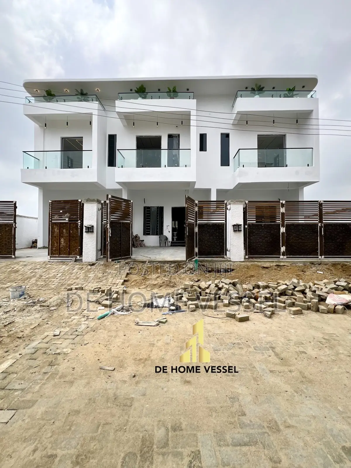 3bdrm Townhouse/Terrace in Ajah for sale in Ajah