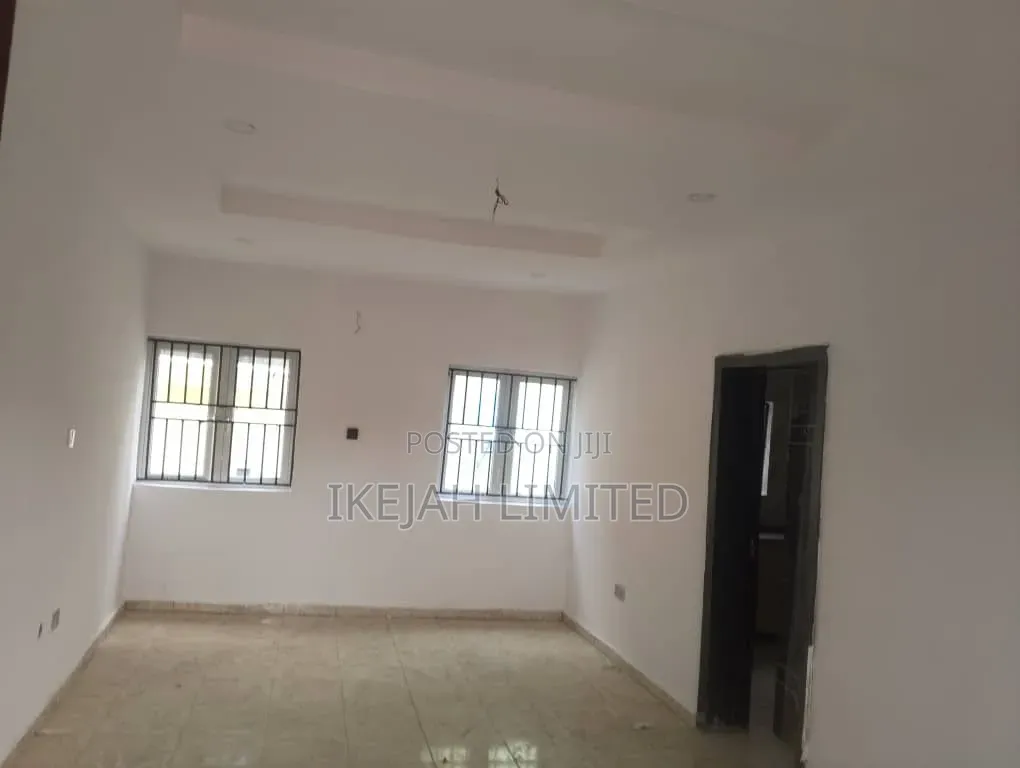 3bdrm Block of Flats in Ifako-Ogba for sale in Ifako-Ogba