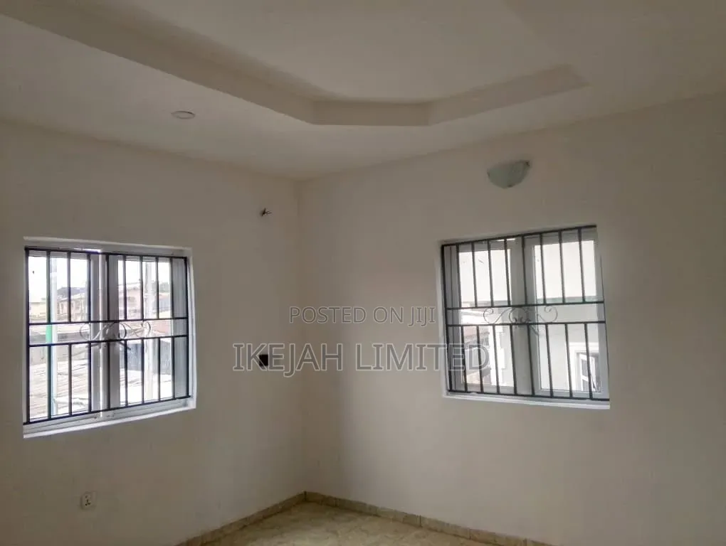 3bdrm Block of Flats in Ifako-Ogba for sale in Ifako-Ogba