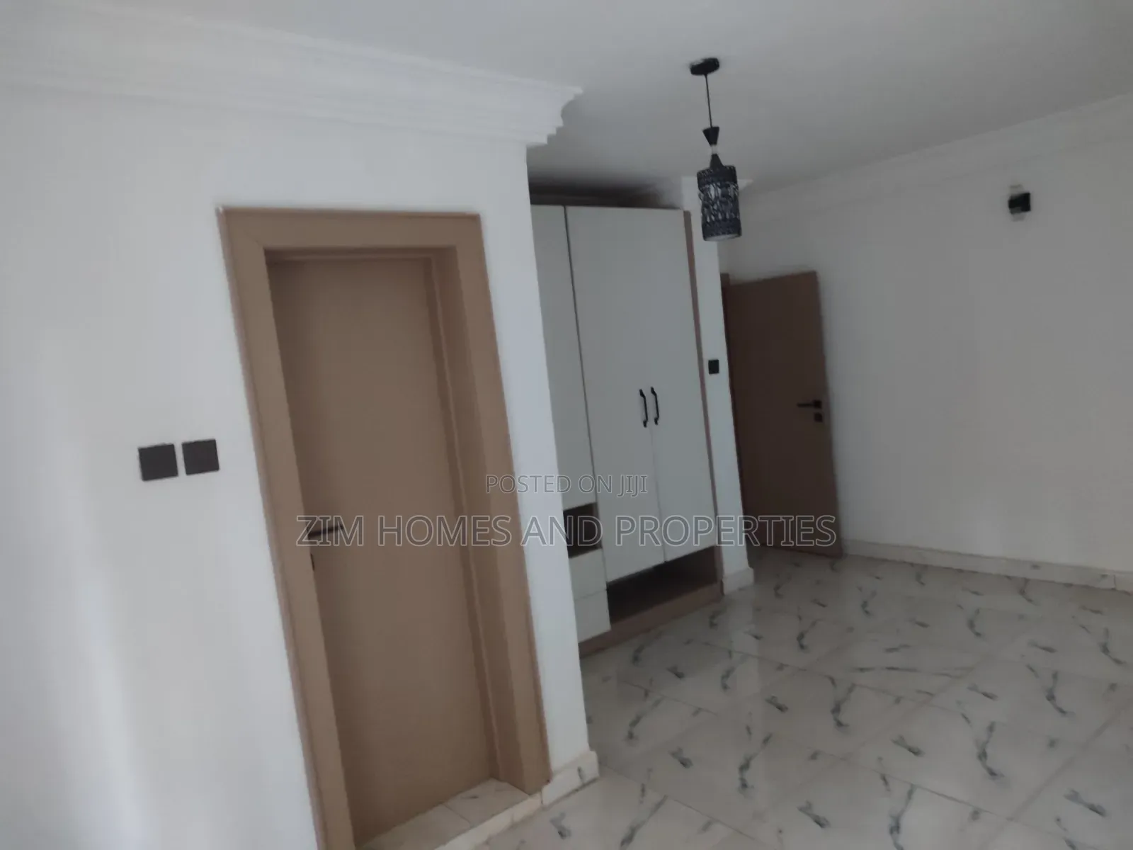 3bdrm Block of Flats in Zim Homes And, Area 1 for rent in Area 1