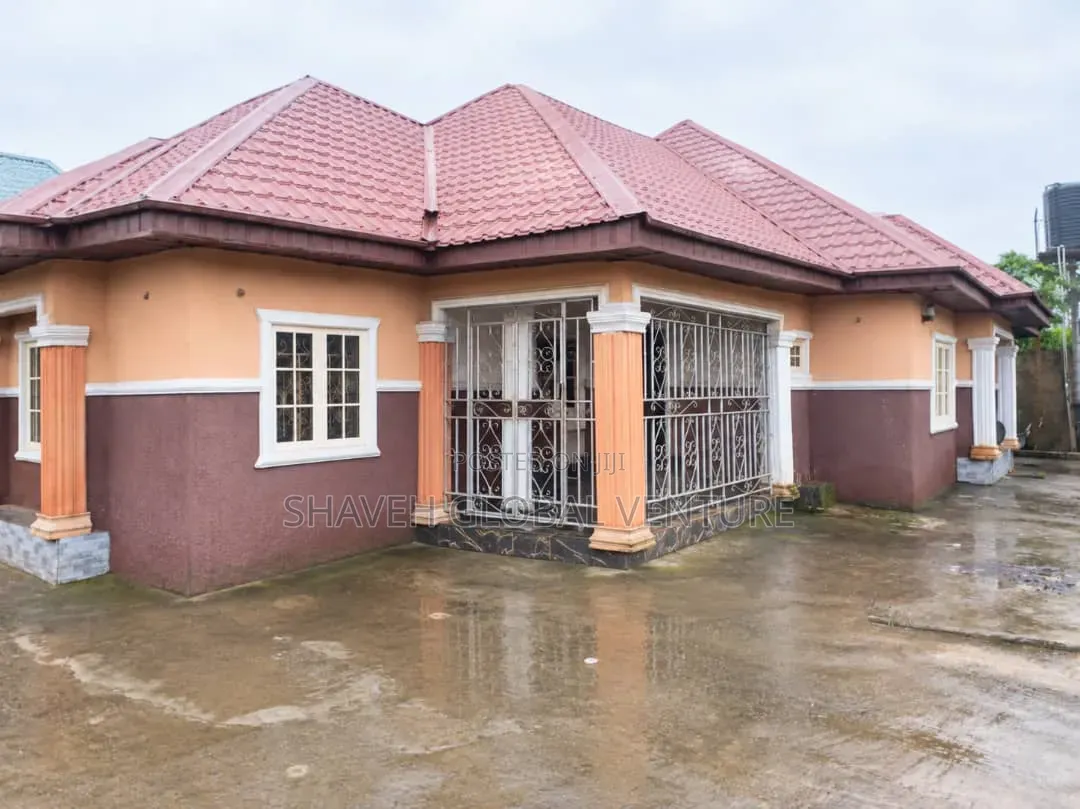 Furnished 3bdrm Apartment in Idoro Road, Uyo for rent in Uyo