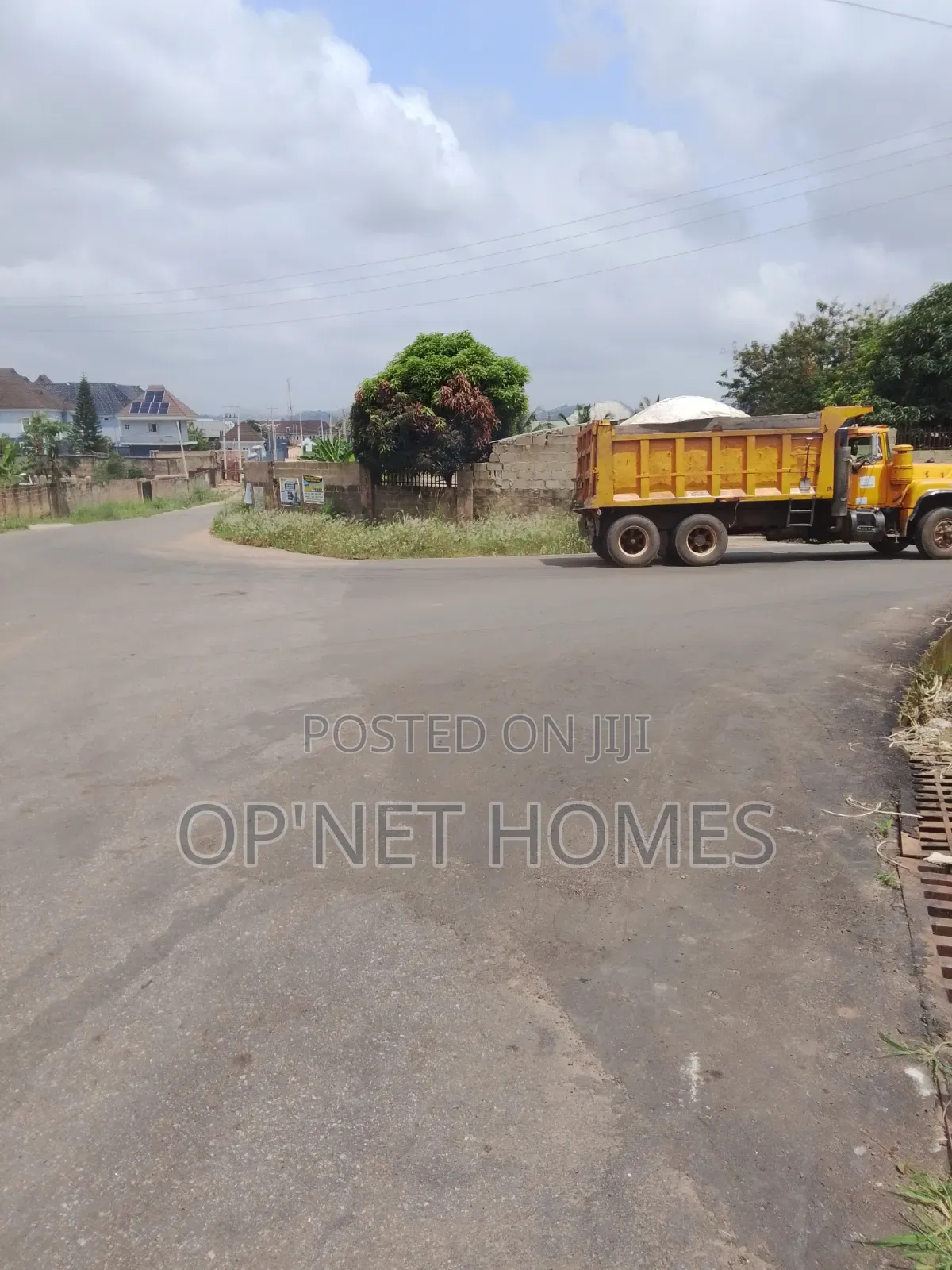 Fenced 1843sqm of Land Facing a Tarred Road Is Available in Akure