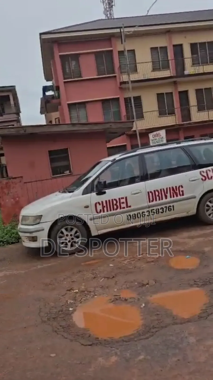 3bdrm Apartment in Enugu for sale in Enugu