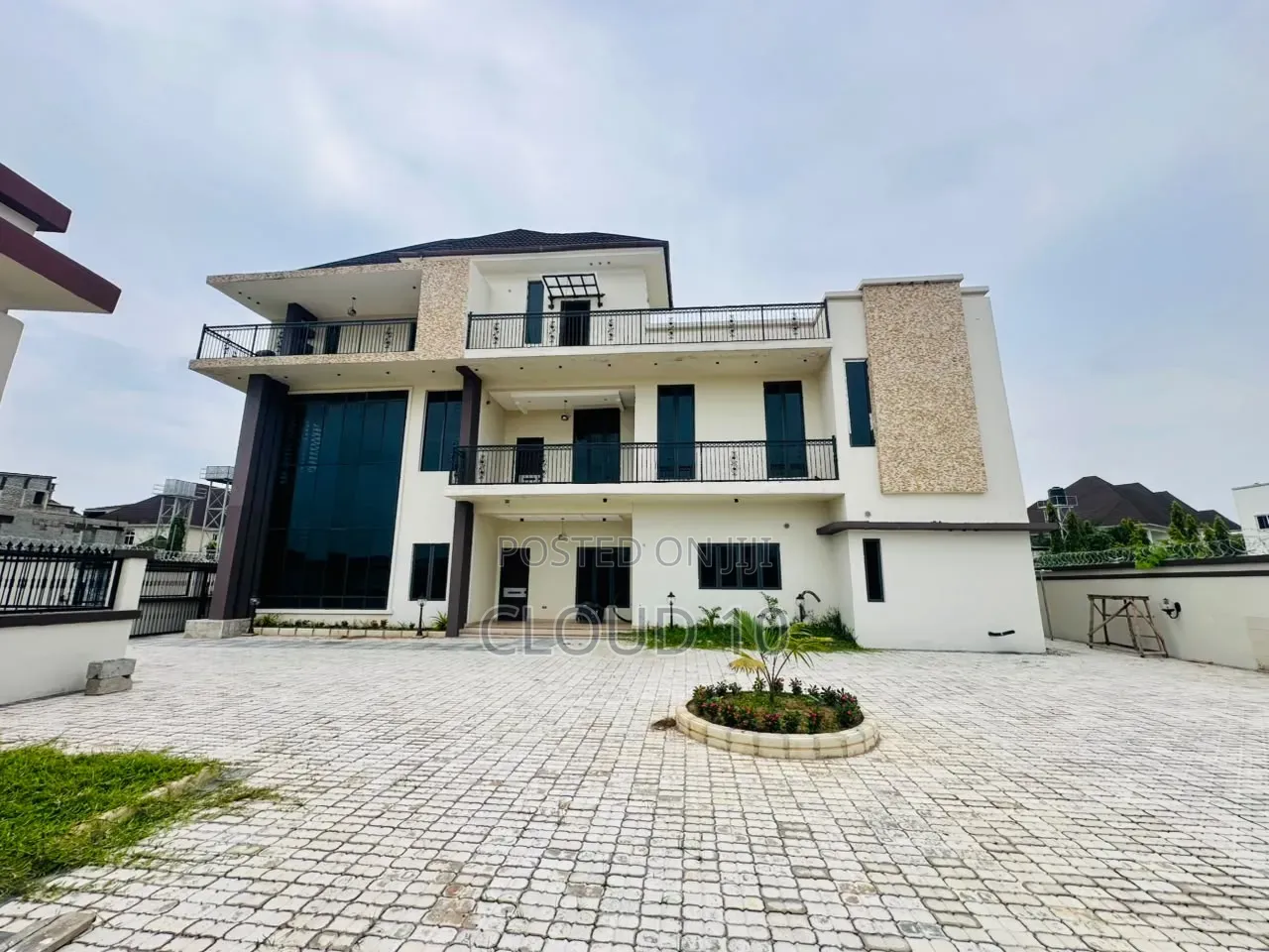 5bdrm Duplex in Guzape District for rent in Guzape District