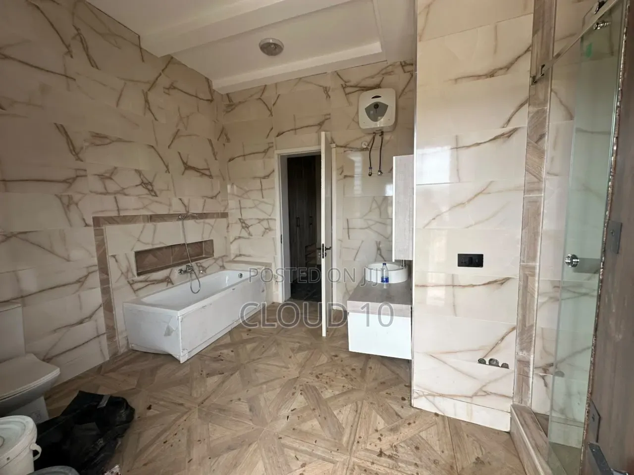5bdrm Duplex in Guzape District for rent in Guzape District