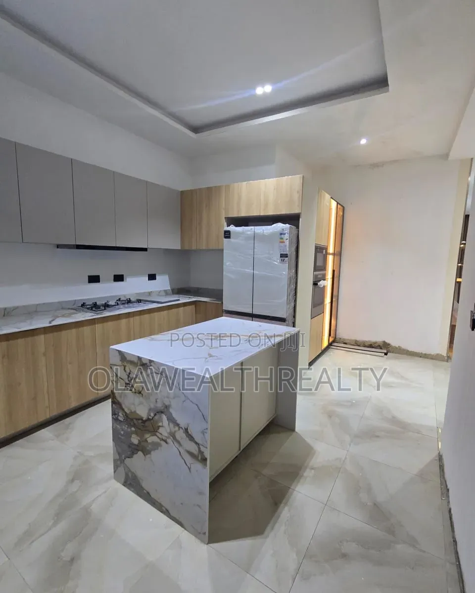 Furnished 2bdrm Apartment in Old Ikoyi for sale in Old Ikoyi
