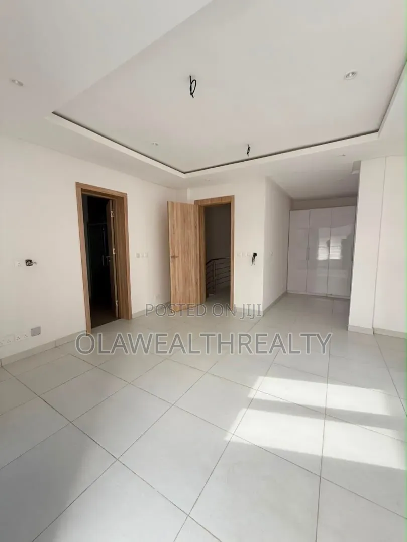 4bdrm Duplex in Awuse Estate, Opebi for sale in Opebi