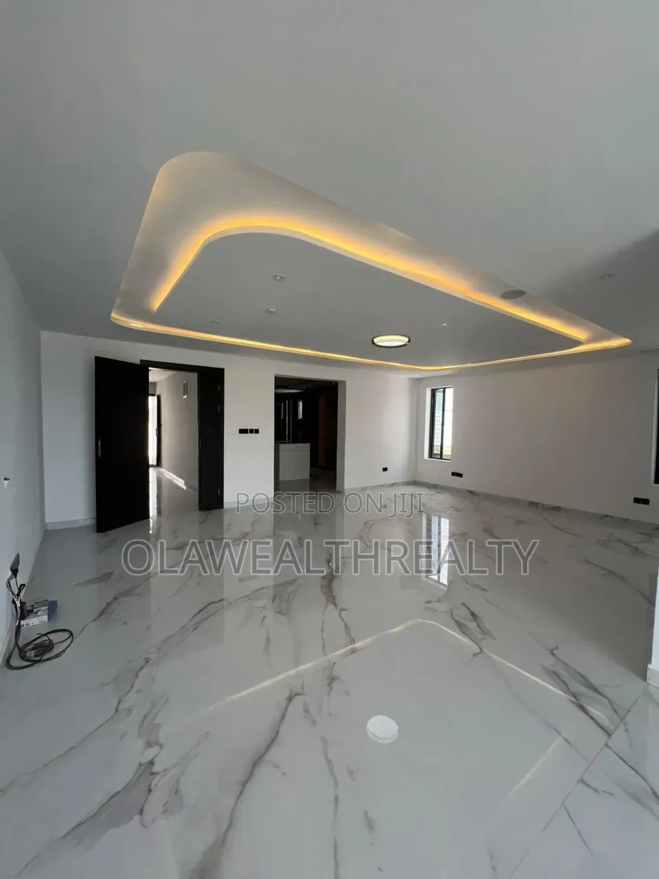 5bdrm Duplex in Cowrie Creek Estate, Ikate-Elegushi for sale in Ikate-Elegushi