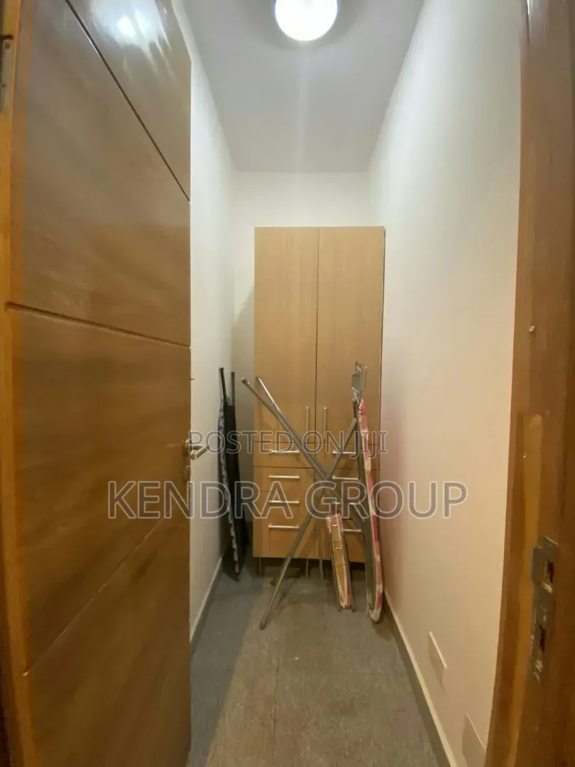 Furnished 3bdrm Block of Flats in Banana Island, Old Ikoyi for rent in Old Ikoyi