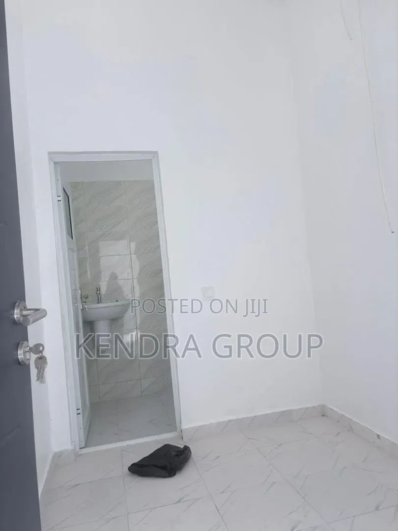 4bdrm Duplex in Off Admiralty Way, Lekki Phase 1 for sale in Lekki Phase 1