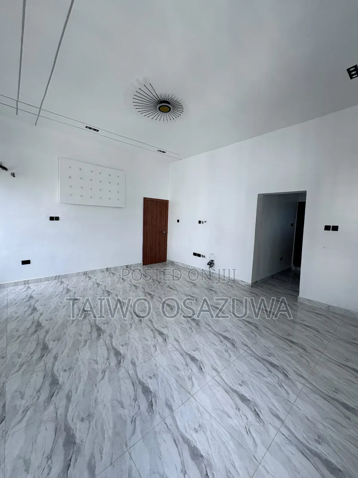 4bdrm Duplex in Monastery Road, for sale in Sangotedo