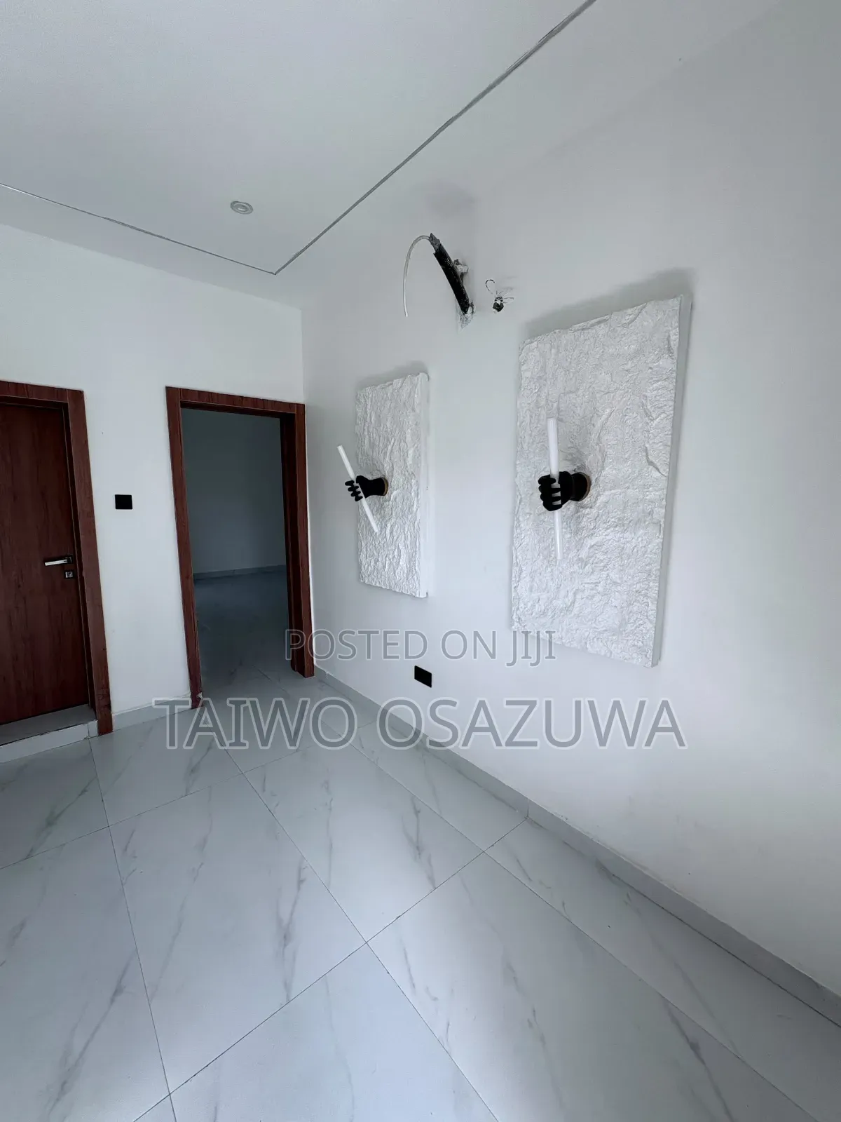 4bdrm Duplex in Monastery Road, for sale in Sangotedo