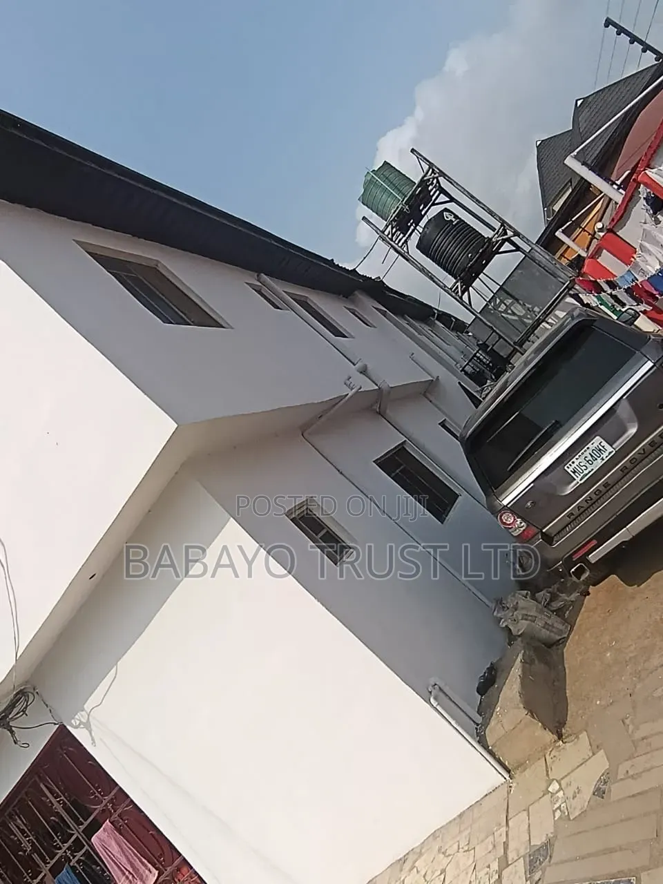 12bdrm Block of Flats in Abaranje for sale in Abaranje