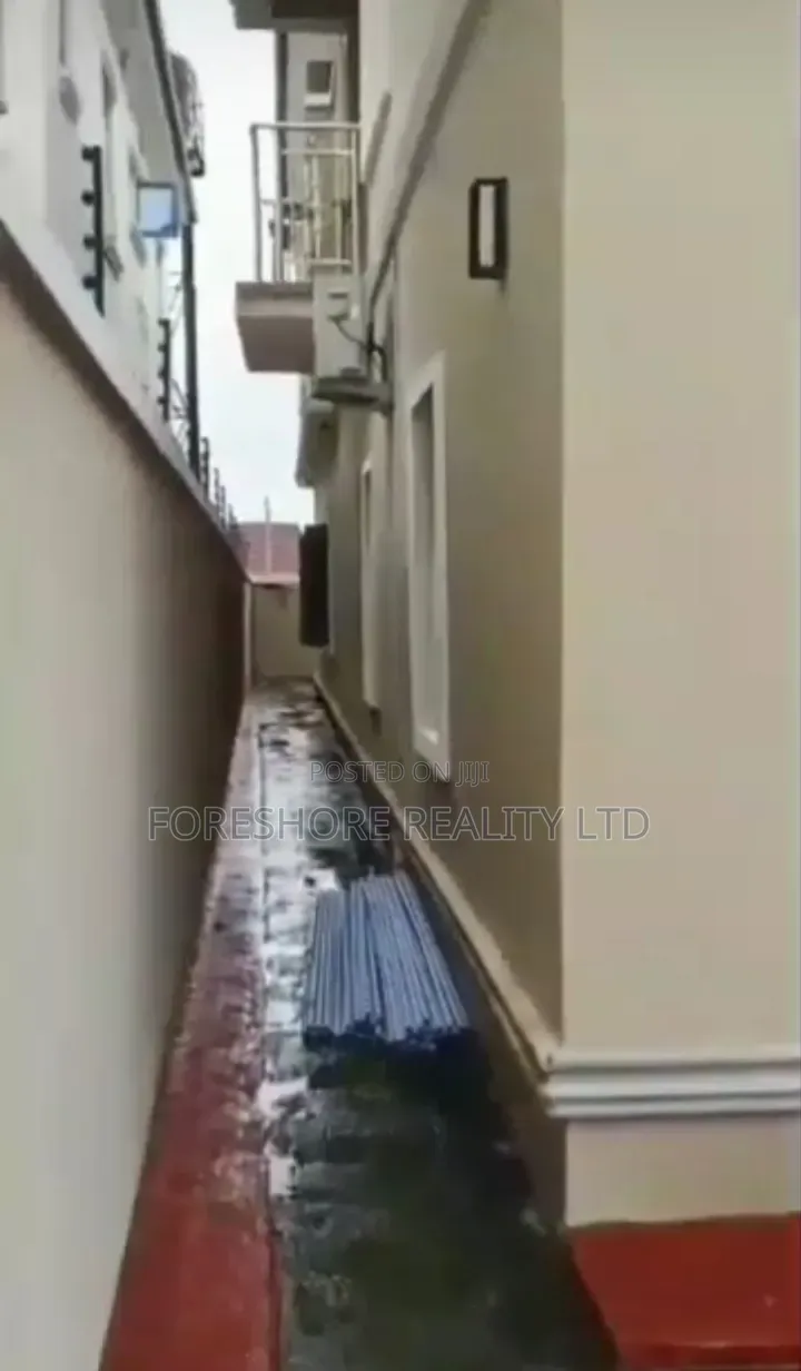 4bdrm Duplex in Ayobo for sale in Ayobo