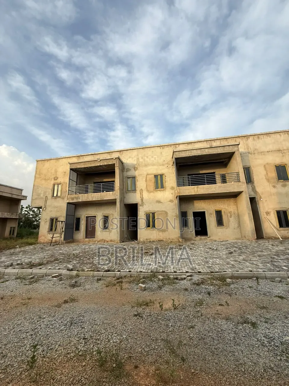 4bdrm Duplex in Kuje for sale in Kuje