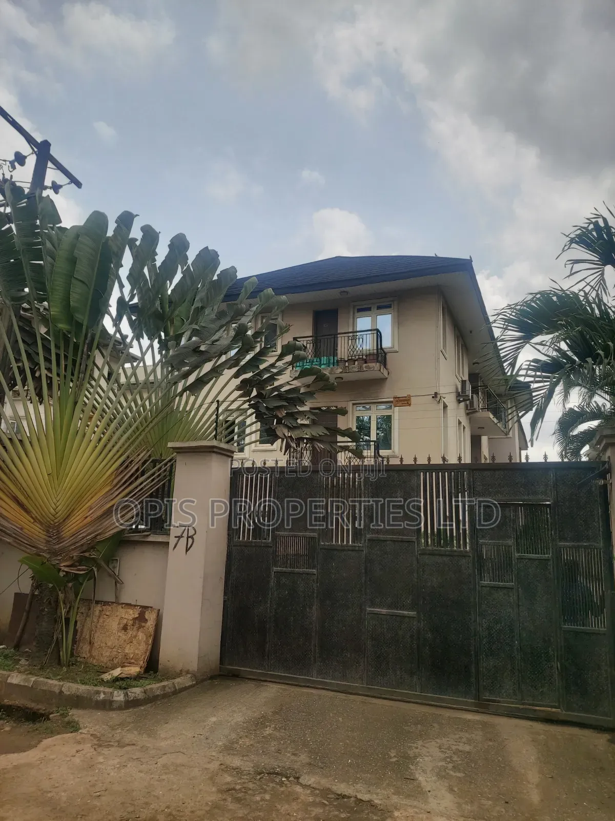 3bdrm Block of Flats in Ikeja GRA for rent in Ikeja GRA