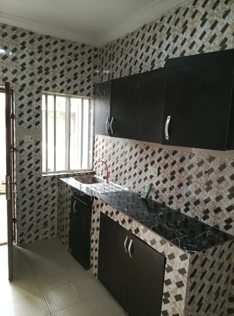 Furnished 2bdrm Apartment in Beach Estate, Mile 12 for rent in Mile 12