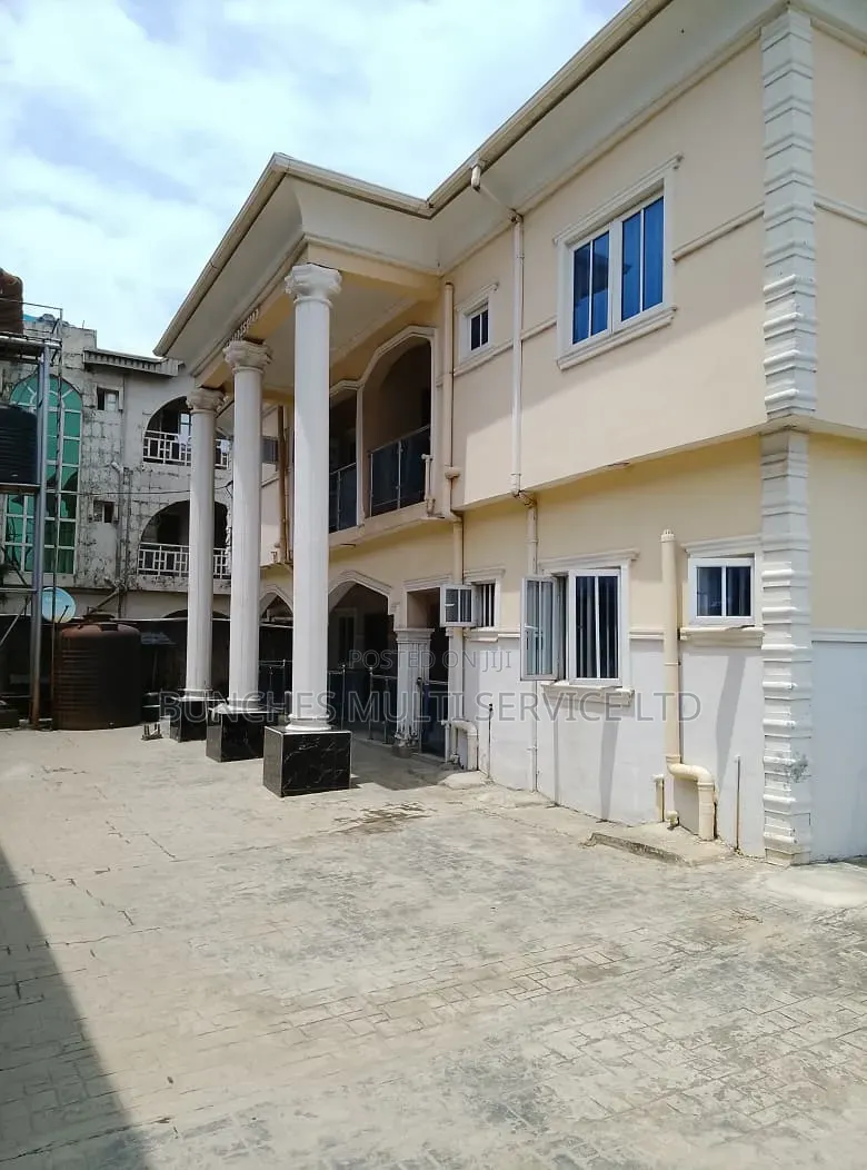Furnished 2bdrm Apartment in Beach Estate, Mile 12 for rent in Mile 12