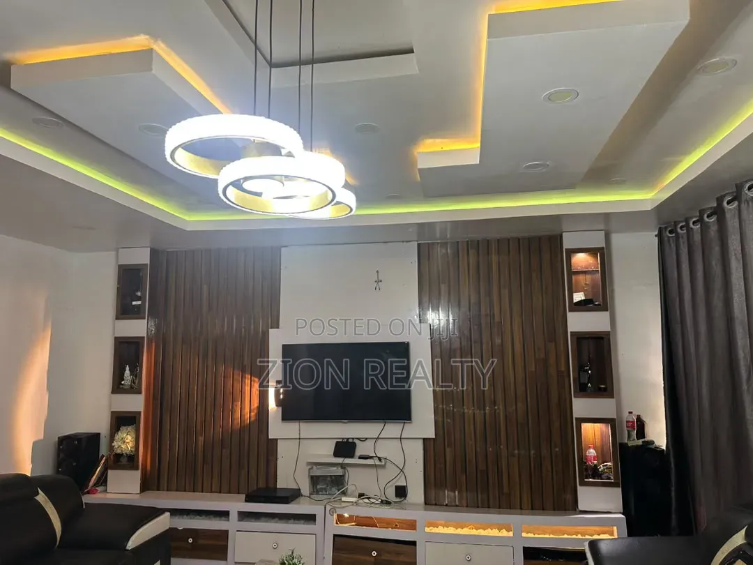 3bdrm Duplex in Eleko Beach Side for rent in Eleko