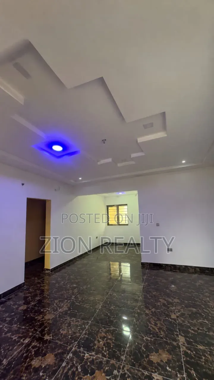 2bdrm Apartment in Kajola, Lakowe for rent in Lakowe