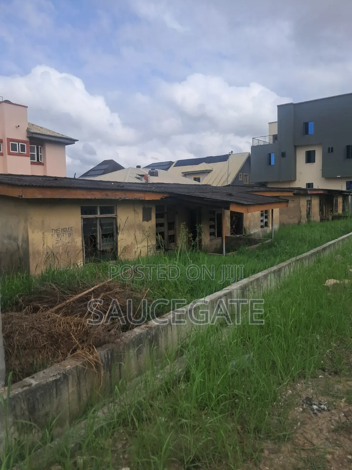 4bdrm Bungalow in Ngi Npf Estate, Satellite Town for sale in Satellite Town