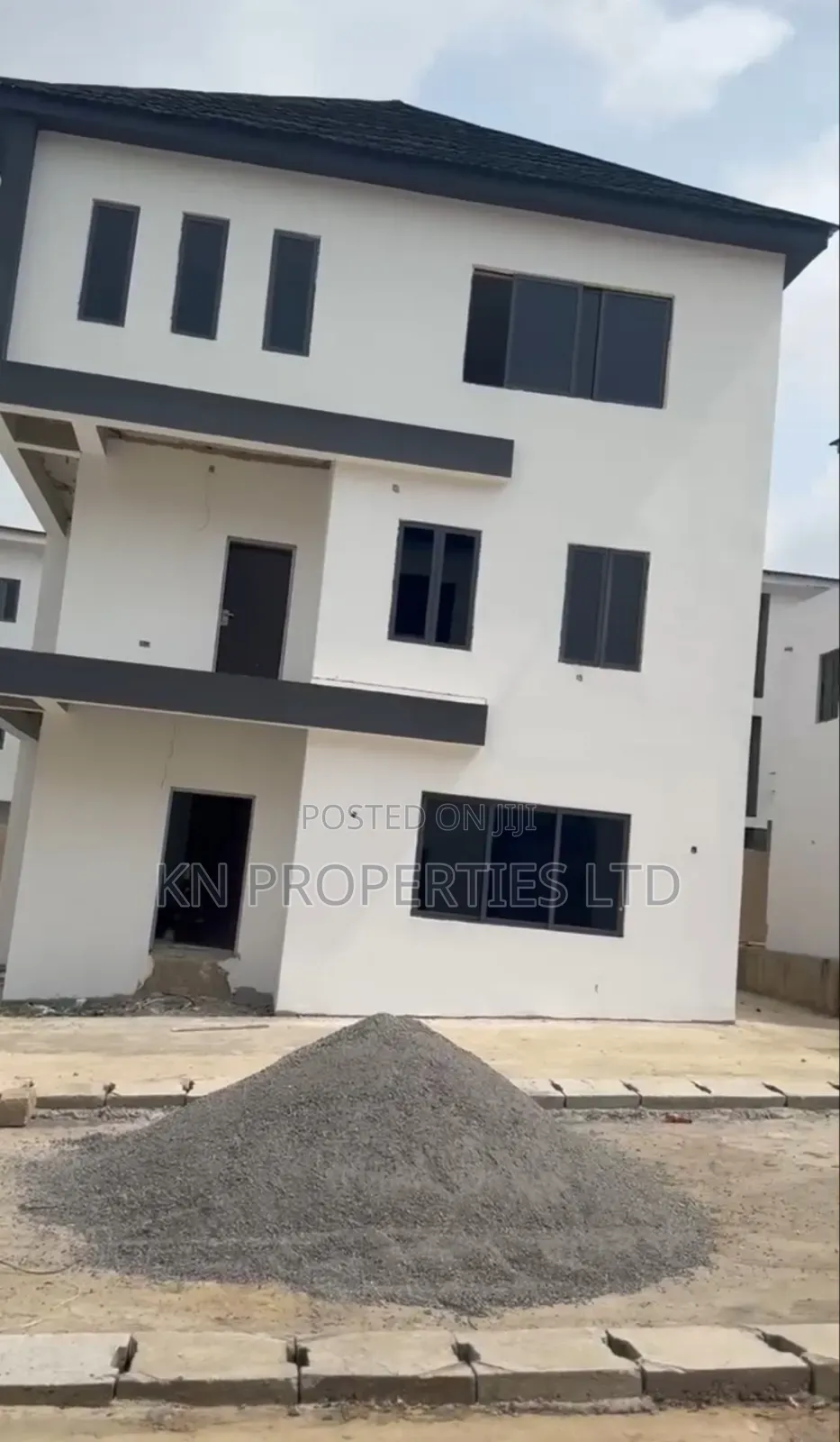 5bdrm Duplex in Katampe Extension for sale in Katampe Extension