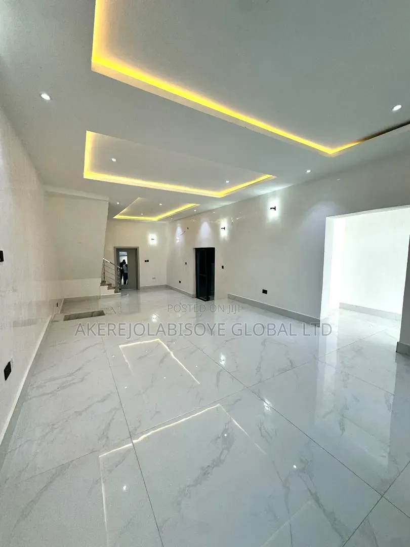 4bdrm Duplex in Guzape Abuja for rent in Guzape District