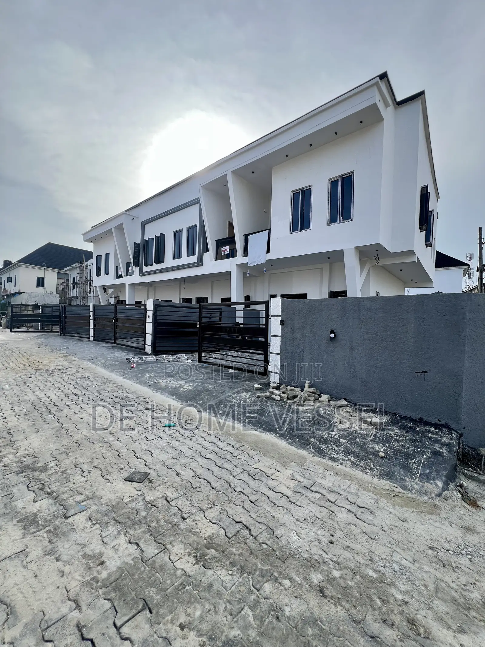 2bdrm Townhouse/Terrace in Sangotedo for sale in Sangotedo