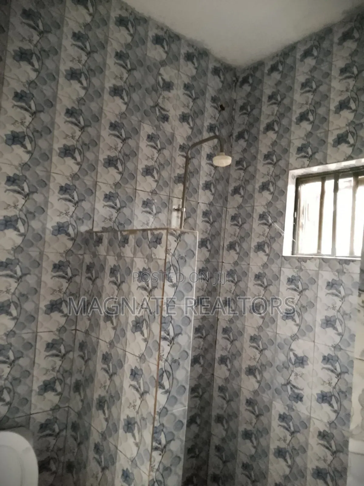3bdrm Bungalow in Uyo for sale in Uyo