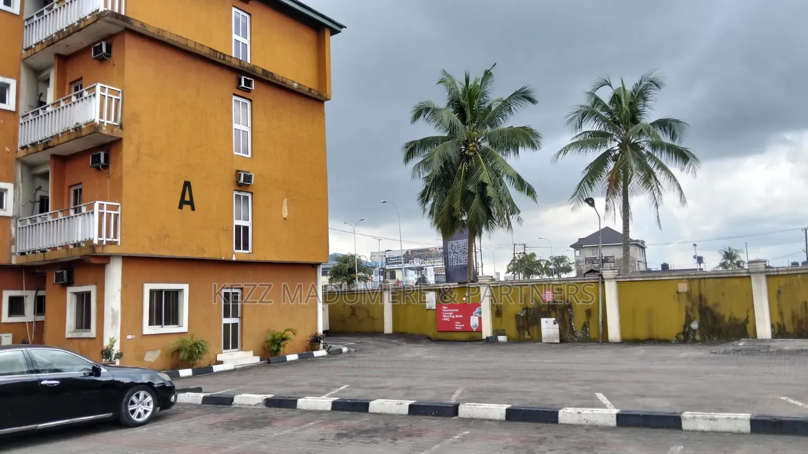 To Let / Lease : 72 Room Hotel in Port Harcourt in Trans Amadi