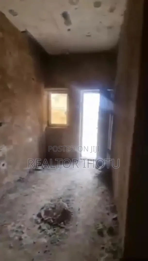 3bdrm Duplex in Sabon Lugbe for sale in Sabon Lugbe